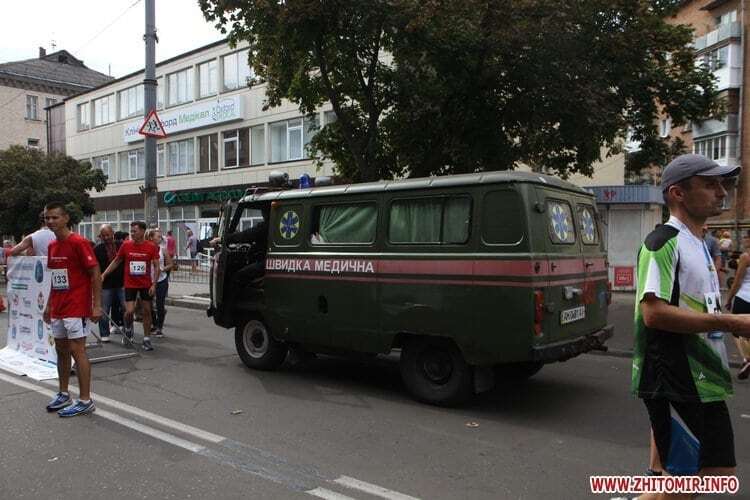 У Житомирі мера госпіталізували після Космічного напівмарафону