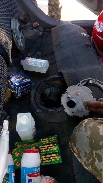 Пограничники остановили авто с "денежным кладом" в топливном баке. Опубликованы фото, видео