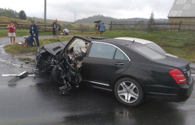 На Львовщине разбился автомобиль нардепа Ланьо: фотофакт
