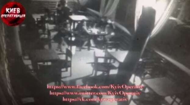 Влаштувала тир у ресторані: з'явилося відео зі скандальним київським копом