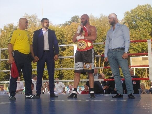 Украинский боксер завоевал титул чемпиона Европы, нокаутировав соперника