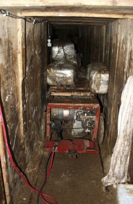 Путь контрабандиста: шокирующие снимки мексиканских подземных тоннелей