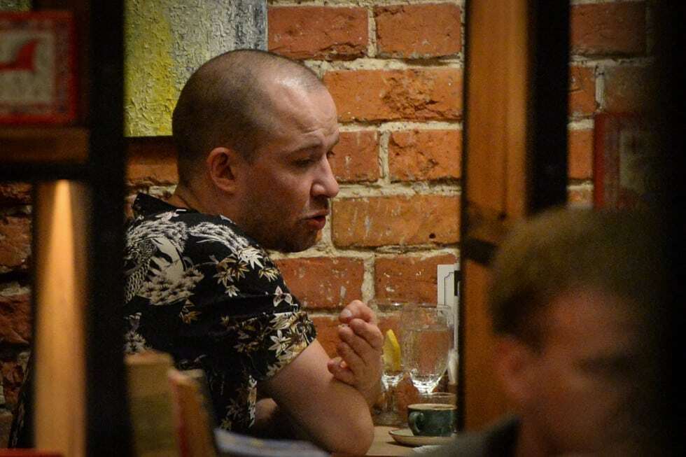 "Оп, героина": исполнителей музыкальной жвачки разоблачили журналисты