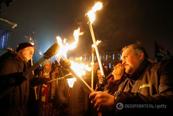 "Смерть ворогам": появились фото факельного шествия в Киеве