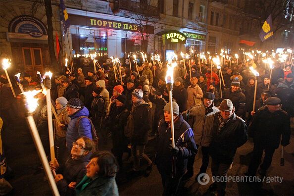 "Смерть ворогам": появились фото факельного шествия в Киеве