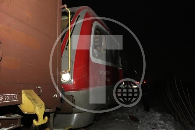 В Сербии столкнулись грузовой и пассажирский поезда: появились первые фото 