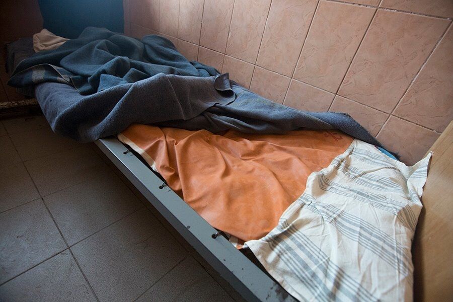 Пытки и унижения в Мукачевском психинтернате: у омбудсмена обнародовали шокирующие фото 