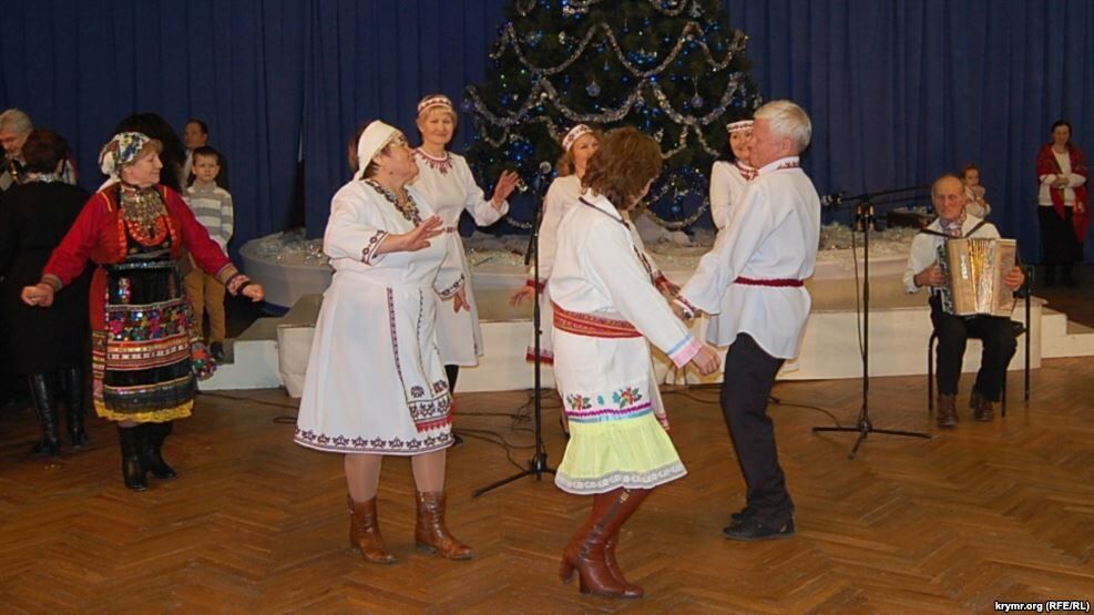 Сорвали аплодисменты: в оккупированном Севастополе исполнили украинские песни