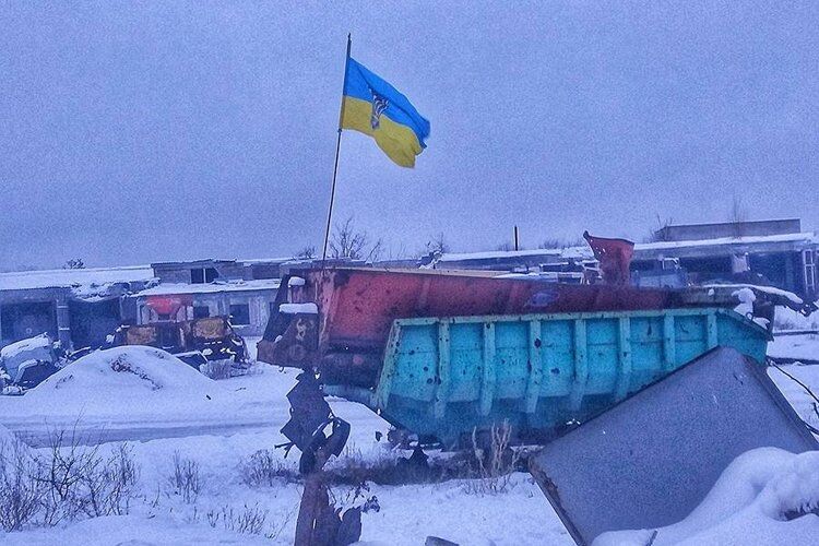 "Приречені на перемогу": волонтери розповіли про життя бійців у гарячій точці Донбасу