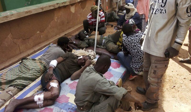 З'явилися перші фото з Малі: смертник знищив понад півсотні людей