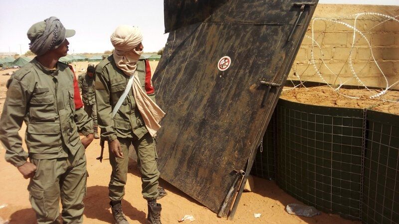 Появились первые фото из Мали: смертник уничтожил более полсотни человек