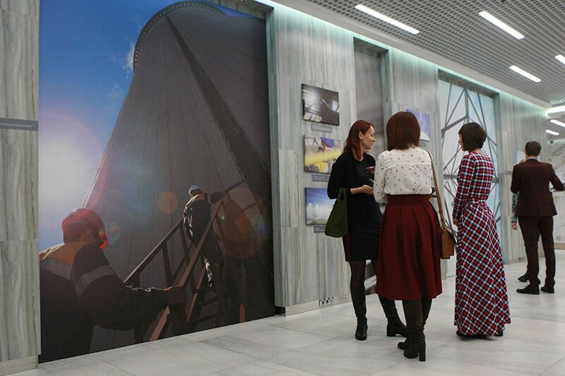 В Киеве открылась фотовыставка о людях, создающих электроэнергию
