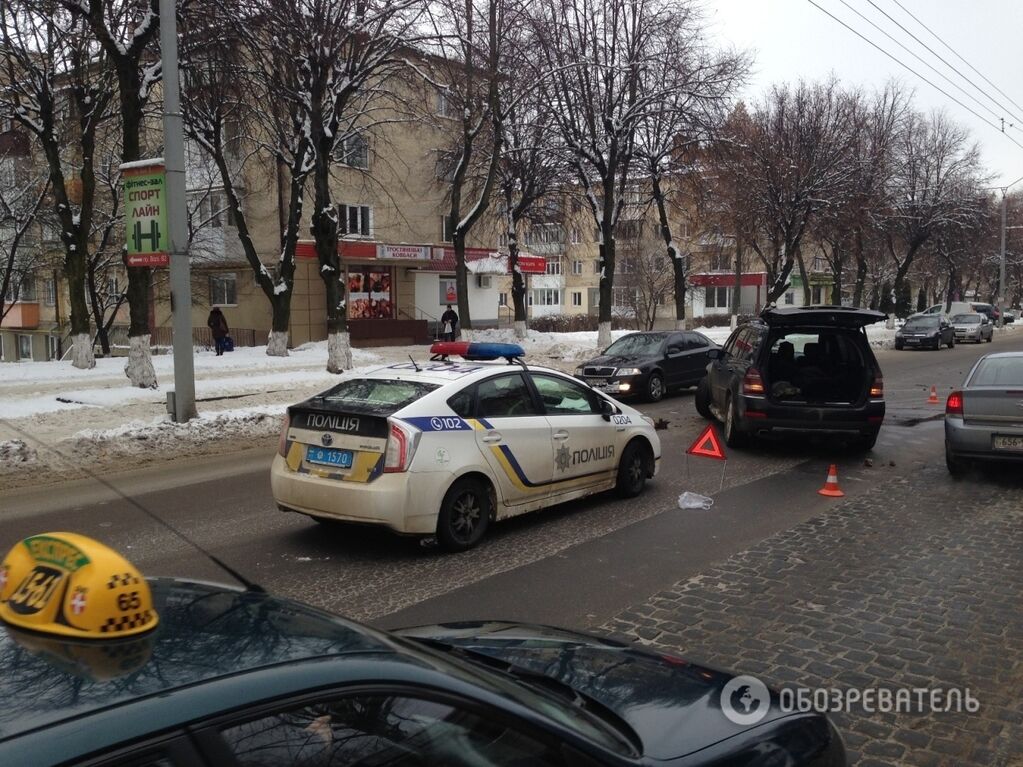 У центрі Луцька тверезий водій влаштував ДТП на рівному місці: опубліковані фото