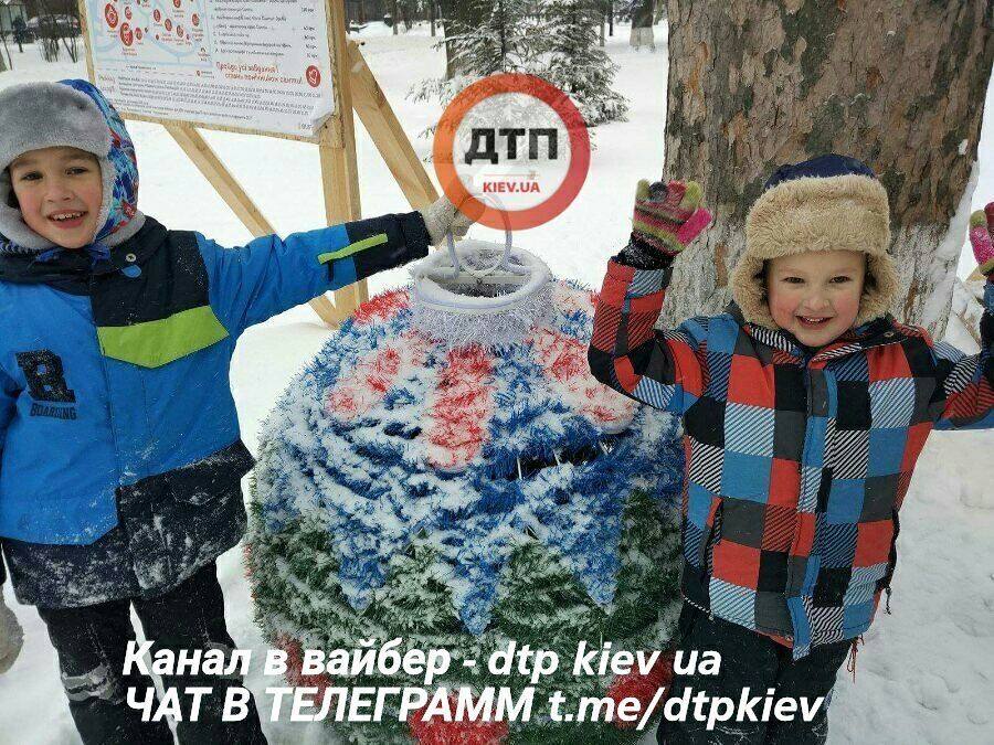 У Києві зникли троє хлопчиків: у соцмережах повідомляють суперечливу інформацію