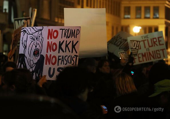 Во главе с голливудскими звездами и чиновниками: США взорвались митингами перед инаугурацией Трампа. Фоторепортаж 