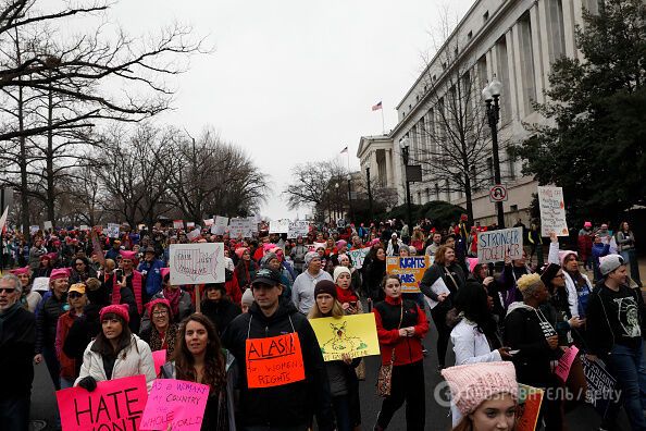 "Не суй свои руки в наши трусы!" По всему миру прошли женские марши против Трампа