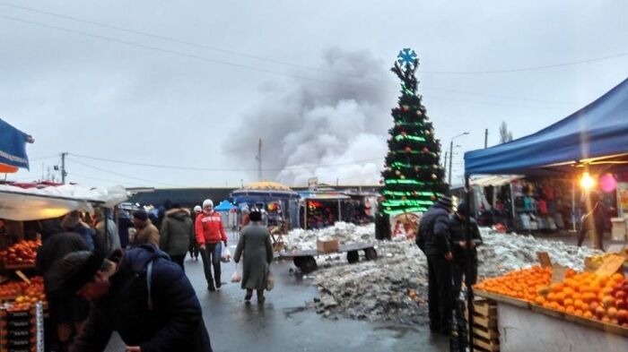 В Одессе на "Привозе" произошел сильный пожар