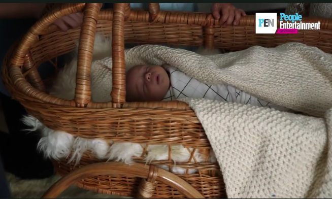 Звезда сериала ''Анатомия Грей'' впервые показала новорожденного сына