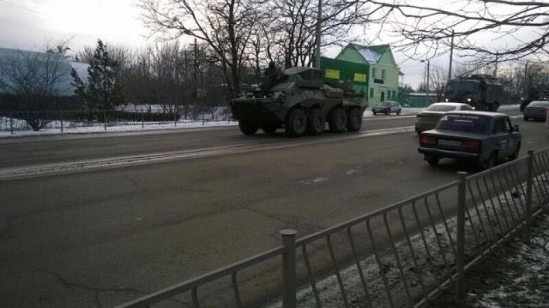 В Симферополь вошла колонна военной техники оккупанта: опубликованы фото