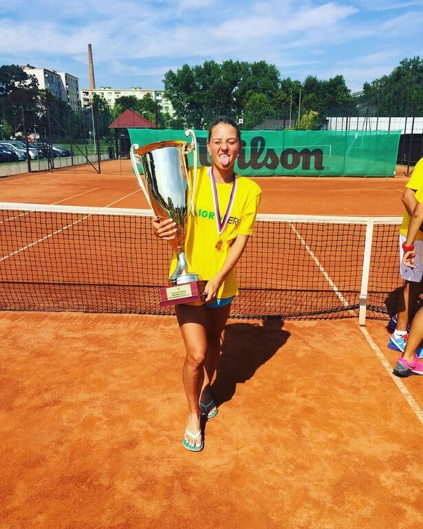В сети показали личные фото 14-летней украинки, ставшей сенсацией Australian Open