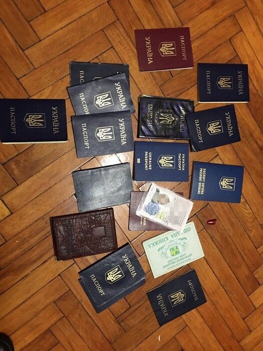 Грозит до 15 лет: СБУ задержала "паспортистку" террористов "ДНР" – опубликованы фото