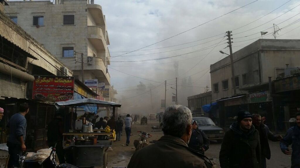З'явилися перші фото з місця вибуху в Сирії, який забрав життя 60 осіб