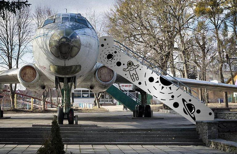 Літак Ту-104 раптово став трендом дня в Україні