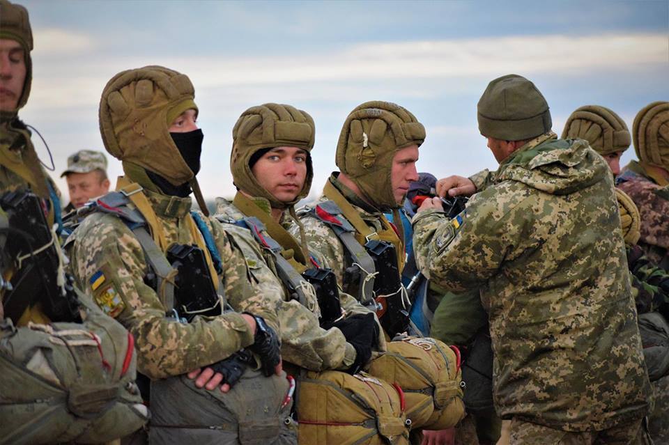 "Действуют с воздуха": в сети показали, как работают украинские морпехи