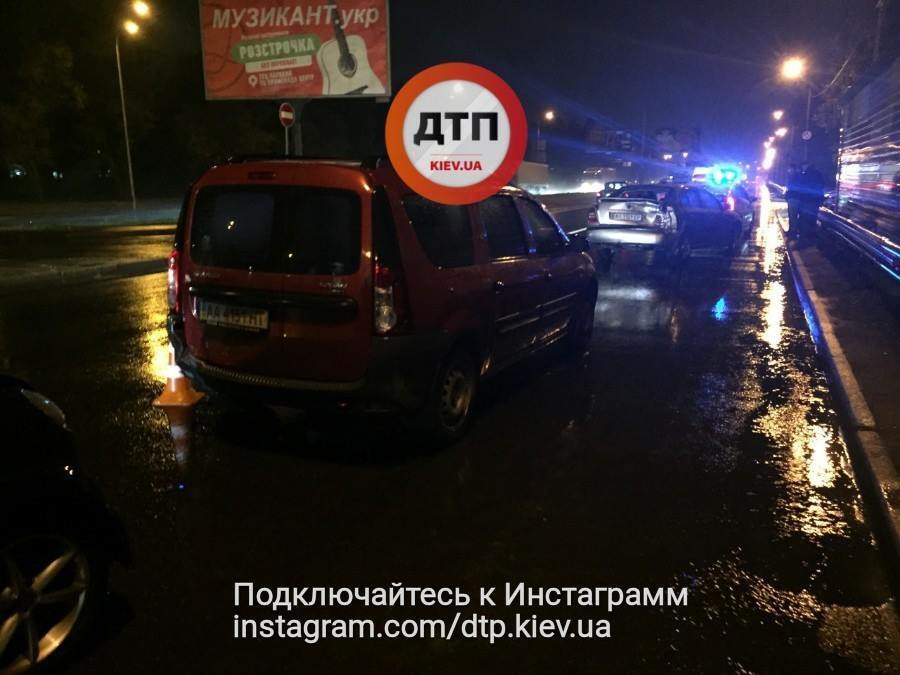 В Киеве произошло ДТП с известным телеведущим: появились подробности и фото