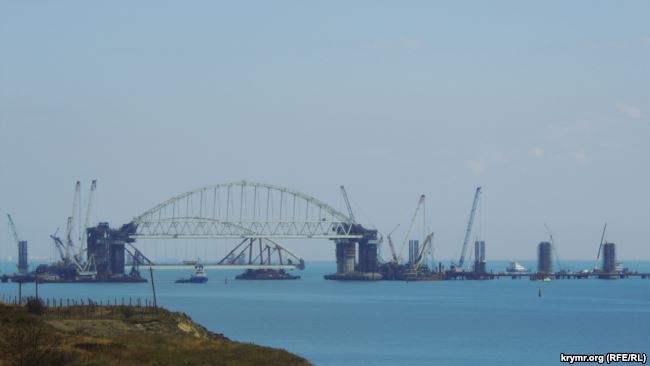 Cтроительство Керченского моста вышло на новый этап: появились фото и видео