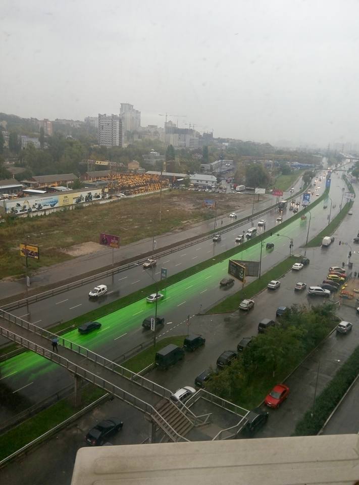 Известный блогер посмеялся над "зеленым" ДТП в Киеве: в сети ему ответили жестко