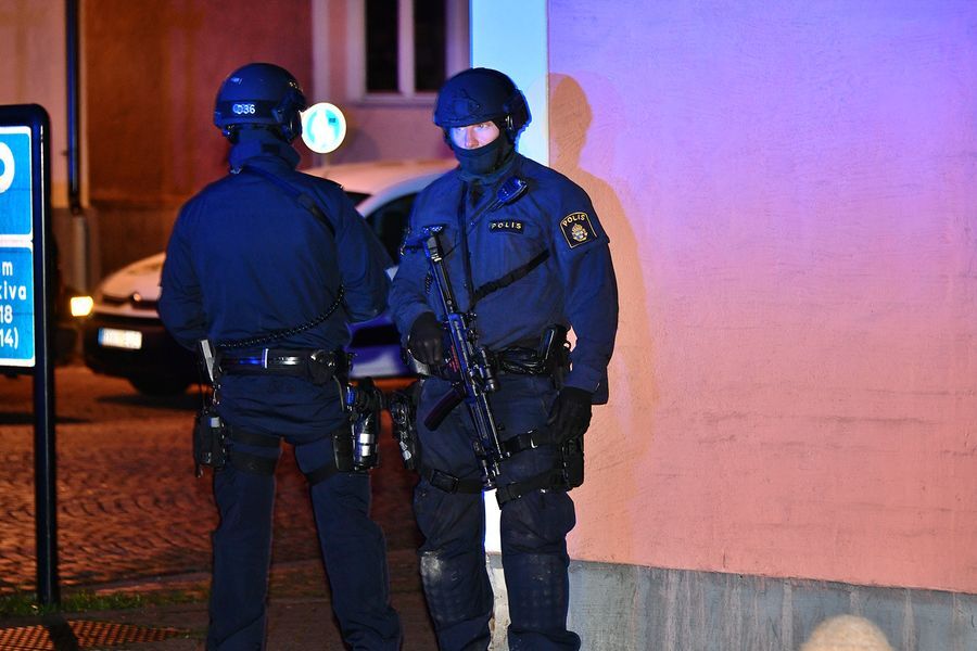 В Швеции расстреляли толпу людей: все подробности, фото и видео