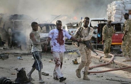 В Сомали произошел страшный теракт: сотни погибших и раненых 