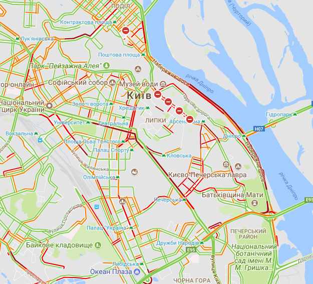 Киев парализовали серьезные пробки: опубликована карта
