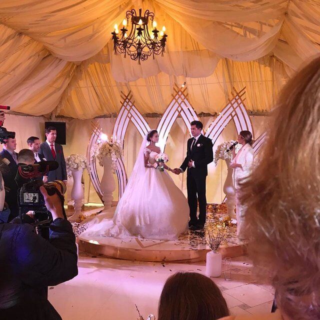 Розкішна сукня, коровай і колишня дружина: український шоумен показав фото пишного весілля