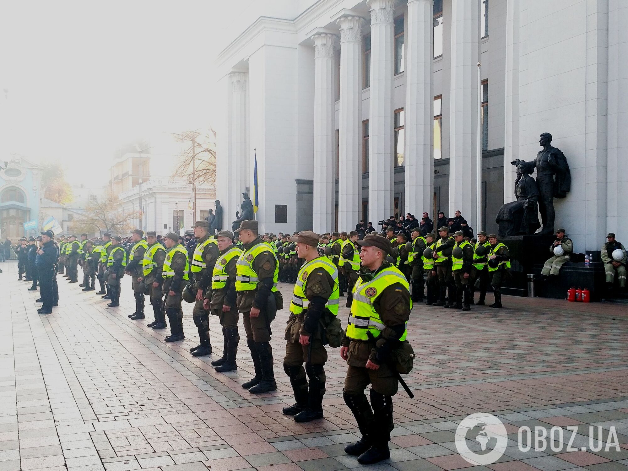 Спецназ пошел в наступление на палатки под Радой: опубликованы фото и видео