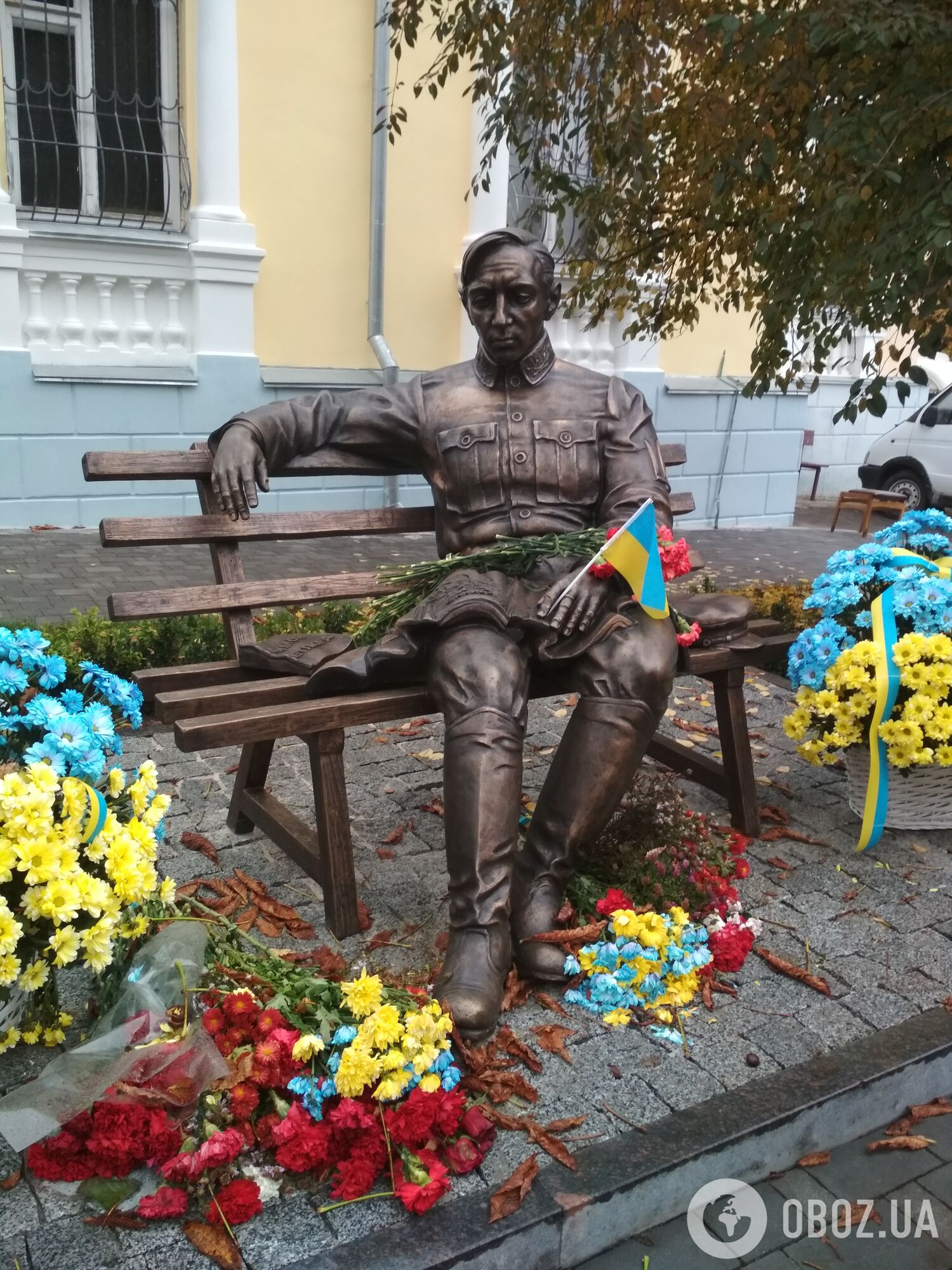 Пам'ятник Симону Петлюрі у Вінниці