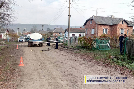 Ребенок погиб под колесами грузовика