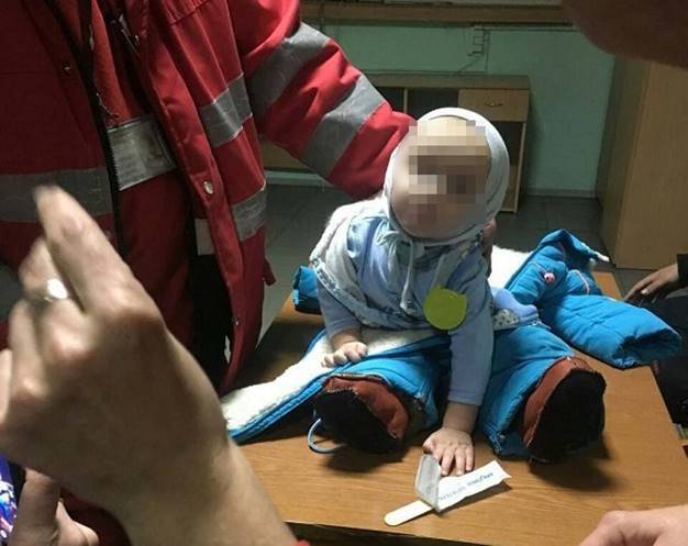 "Ребенок мешал": в Киеве мать бросила 9-месячного сына на вокзале