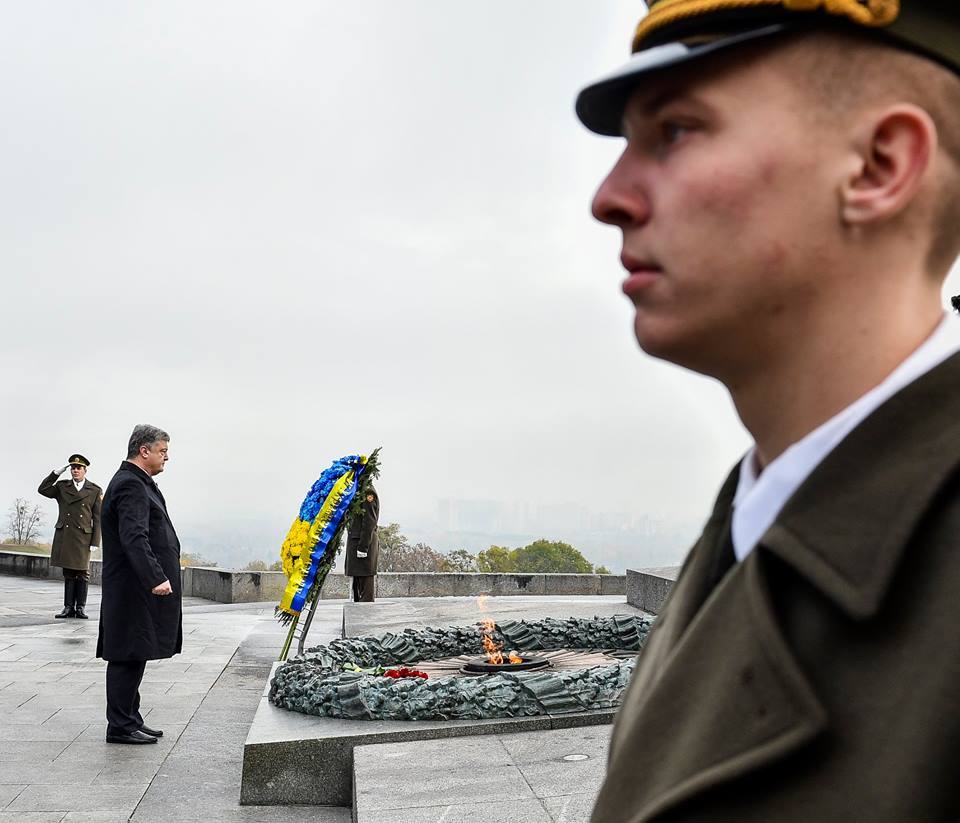 Вигнання нацистів з України: в Києві вшанували пам'ять загиблих