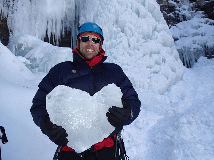 Пел в Украине со Златой Огневич: топ-5 слепых знаменитостей