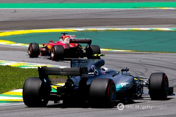 Хэмилтон отыграл 16 мест, но так и не догнал Ferrari на Гран-При Бразилии
