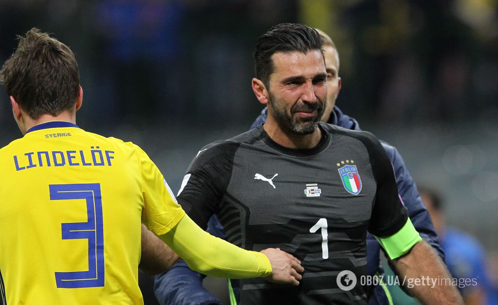 Легенда збірної Італії розридався, оголосивши про завершення кар'єри: опубліковані зворушливі фото