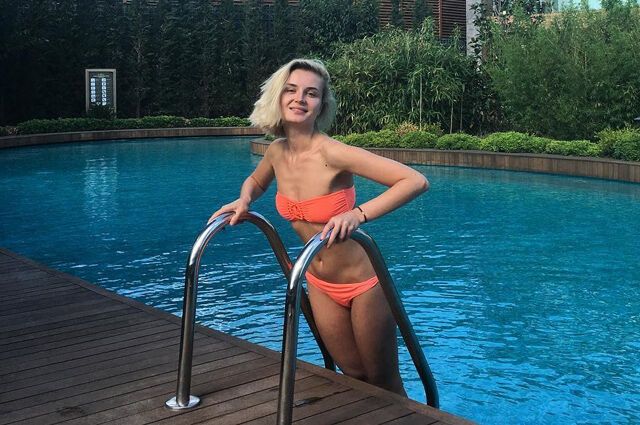 Російська учасниця "Євробачення" сильно схудла: фото до і після пологів
