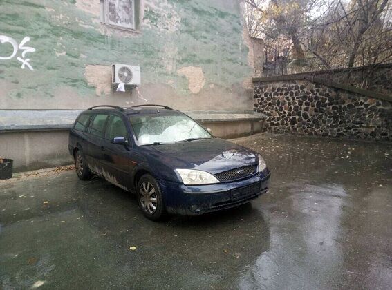 Требовали выкуп: в Киеве поймали преступников, воровавших еврономера с автомобилей