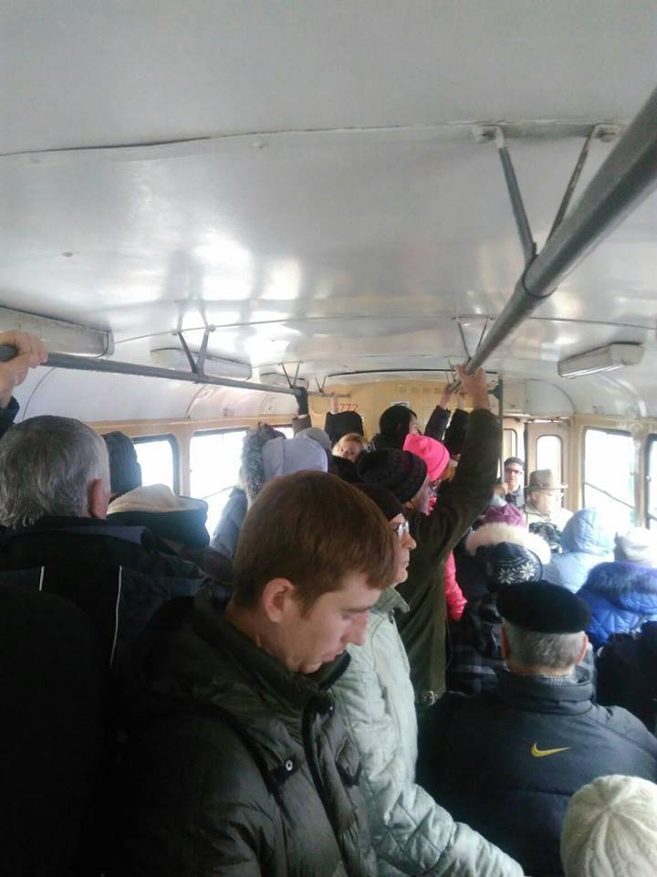 "Що за ноу-хау?" Пасажирів шокувала поїздка в трамваї в Києві