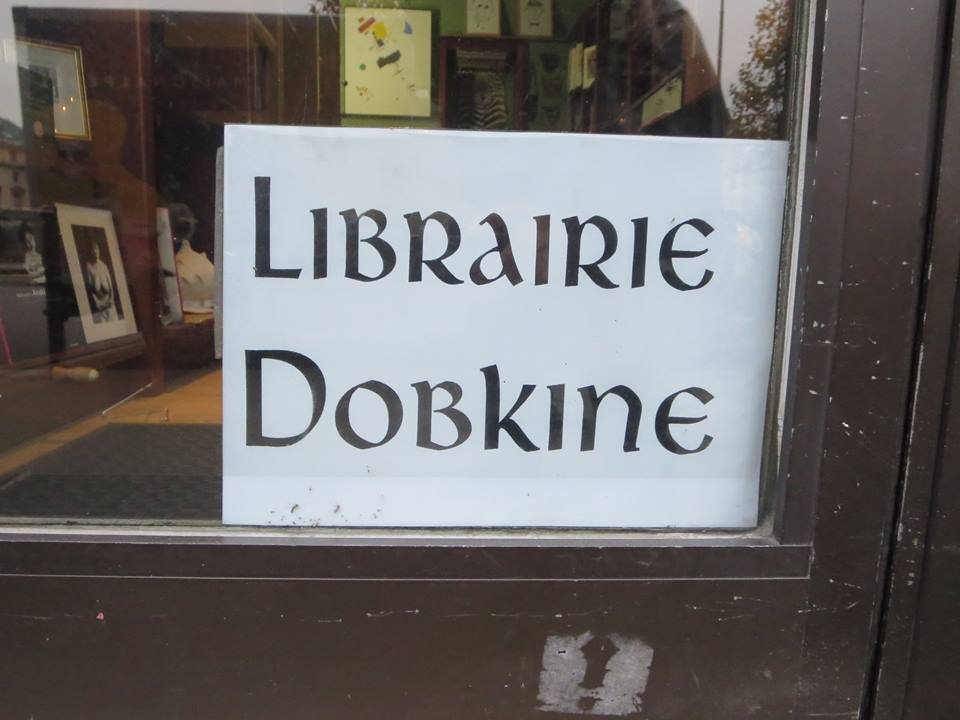 "Продают белые перчатки": в Париже нашли "книжный магазин Добкина"