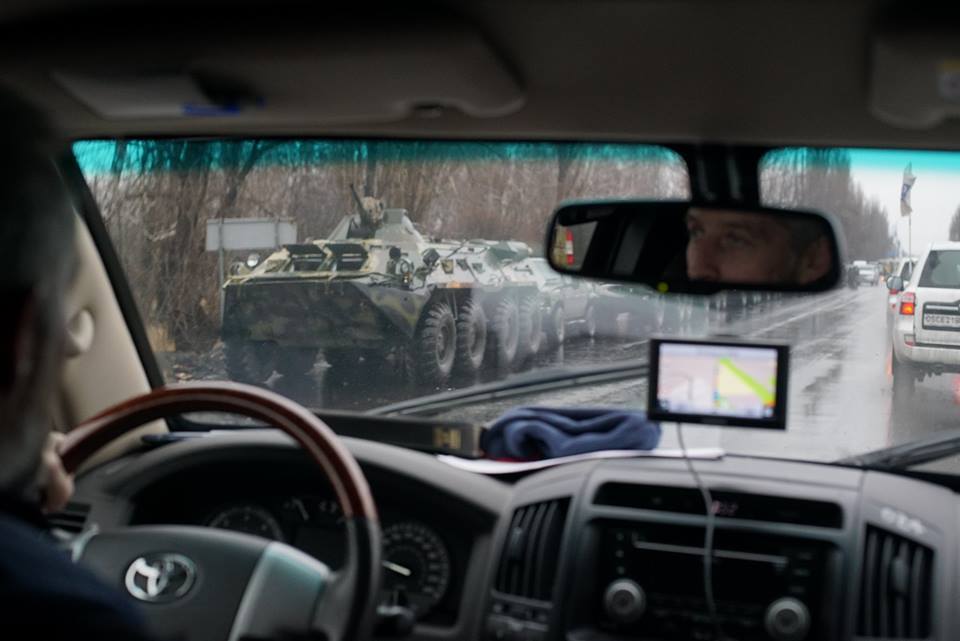 Російські танки в Луганську