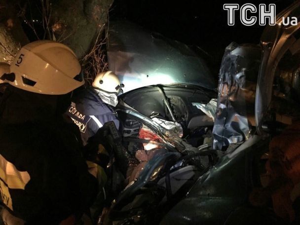 "Авто смяло, как жестянку": в ДТП на Днепропетровщине погибли подростки