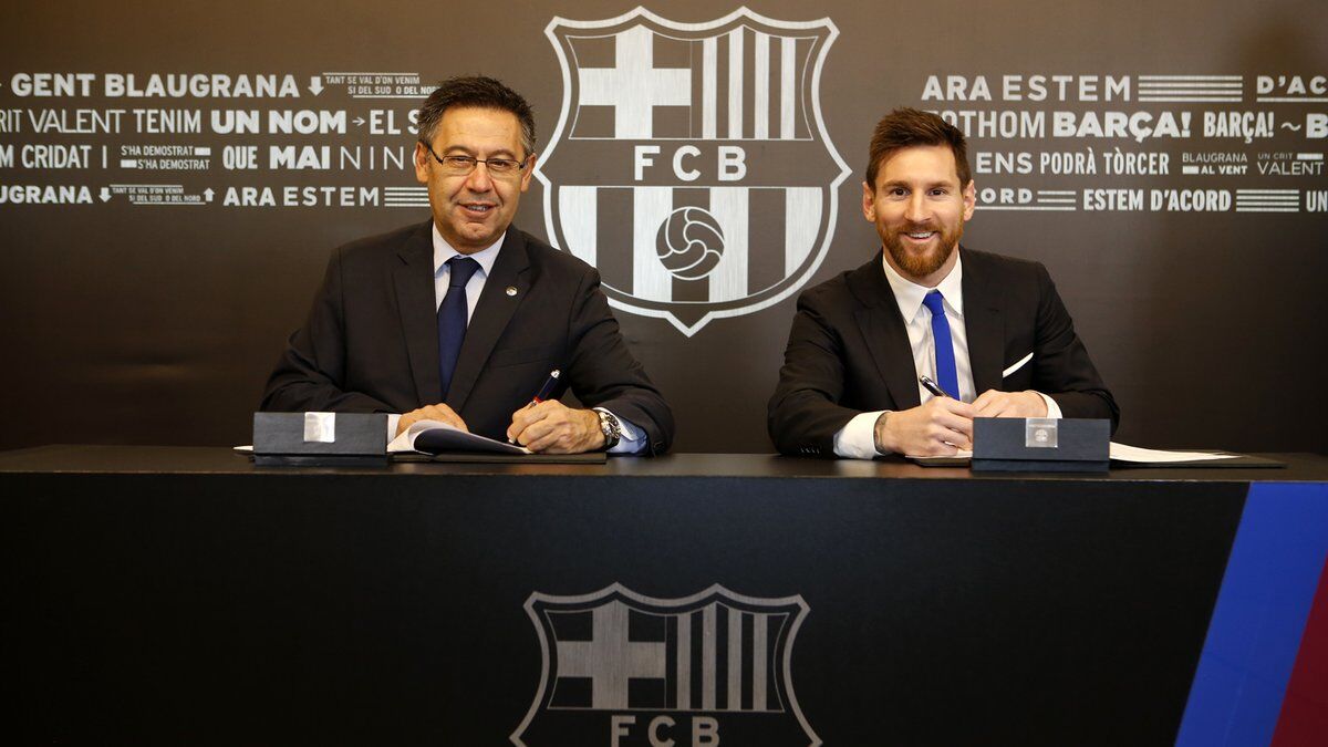 Месси официально оформил свое решение по карьере в "Барселоне"